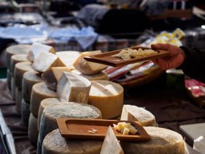 Disfruta la experiencia de hacer una ruta por las mejores queserías artesanales de Ciudad Real